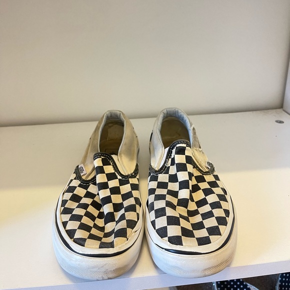 Checkered vans - Picture 1 of 3